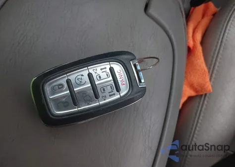 2017 Chrysler Pacifica Touring-L из США, поврежденный, VIN 2C4RC1BG3HR591148